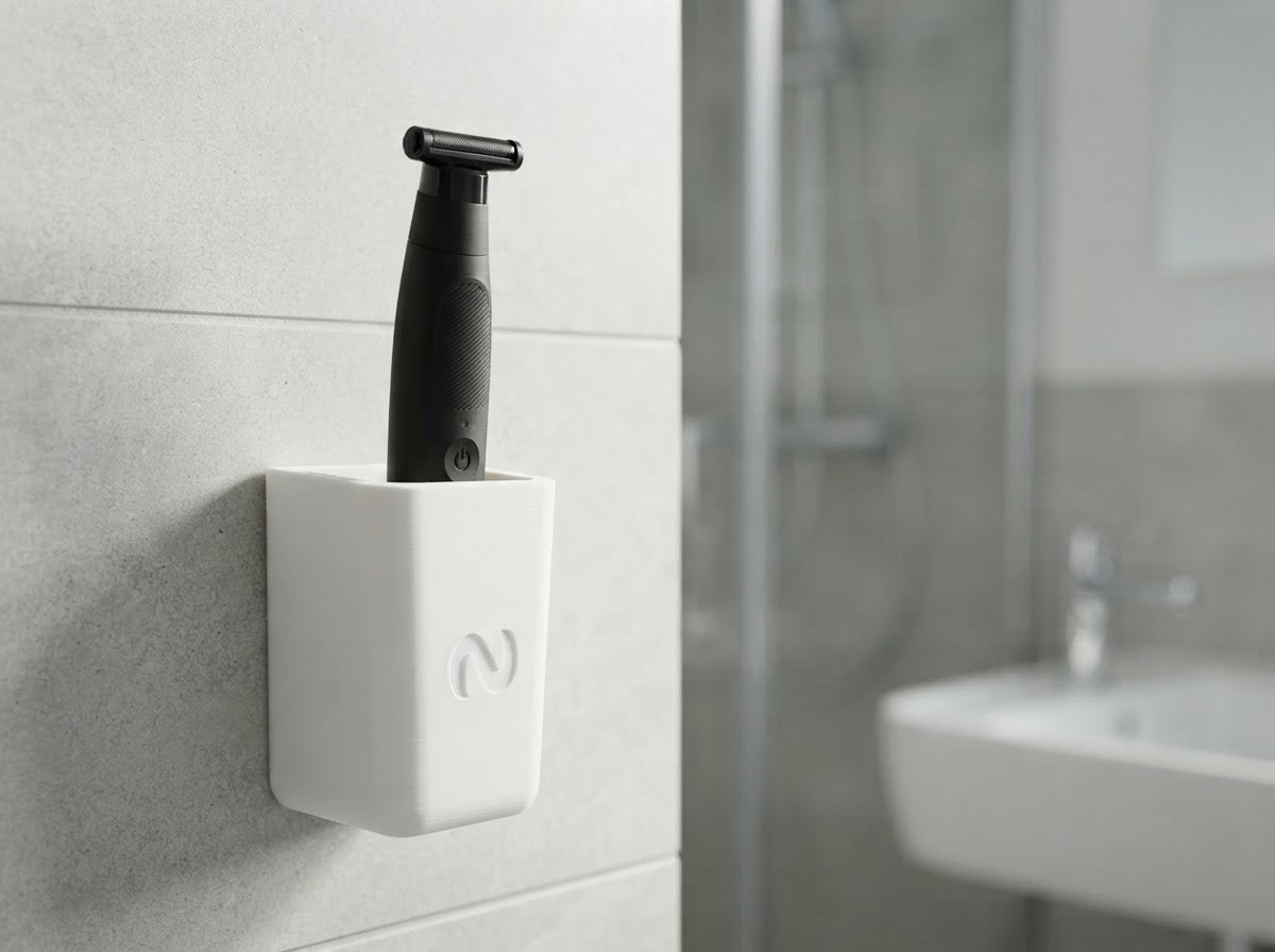Braun XT3100 (schlanker schwarzer Stift-Trimmer) steckt im Nexora Wandhalter